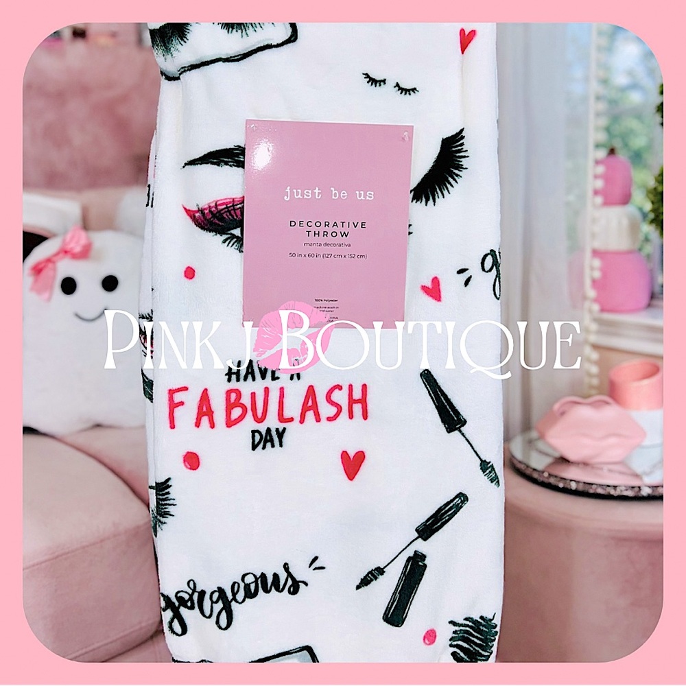 💗💋Unique {Hello Gorgeous} Beautiful FABULASH Decorative Throw Blanket!